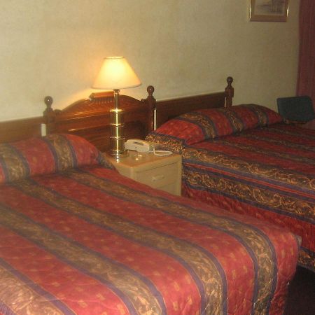 Town And Country Motor Hotel Calgary Ngoại thất bức ảnh